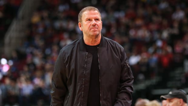 tilman-fertitta-mike-d'antoni